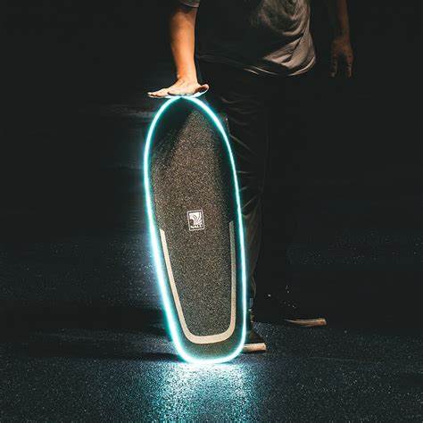 Backfire Nalu Electric Skateboard with R5s Remote - Image 4
