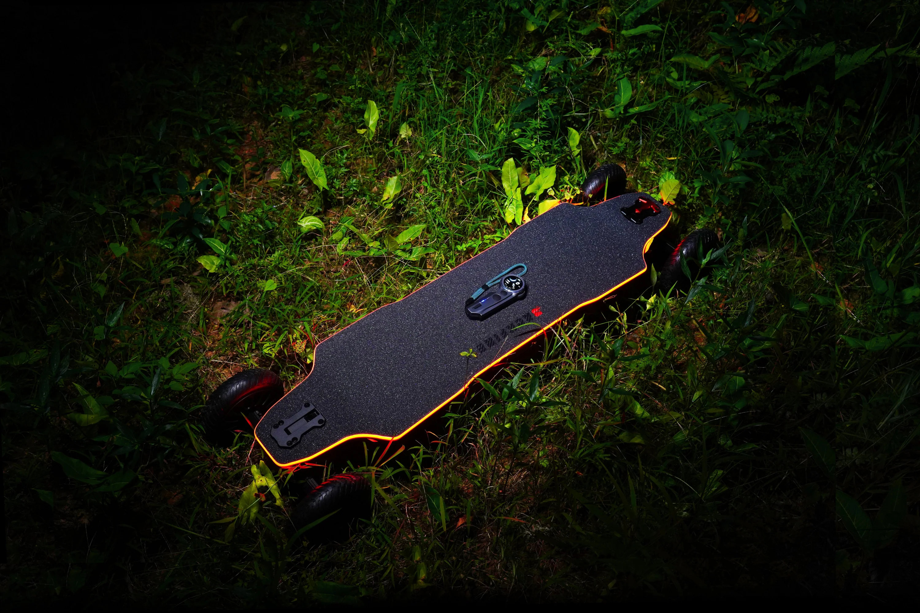 Backfire Ranger X6 All Terrain Electric Longboard with Major V3 Remote - Image 3