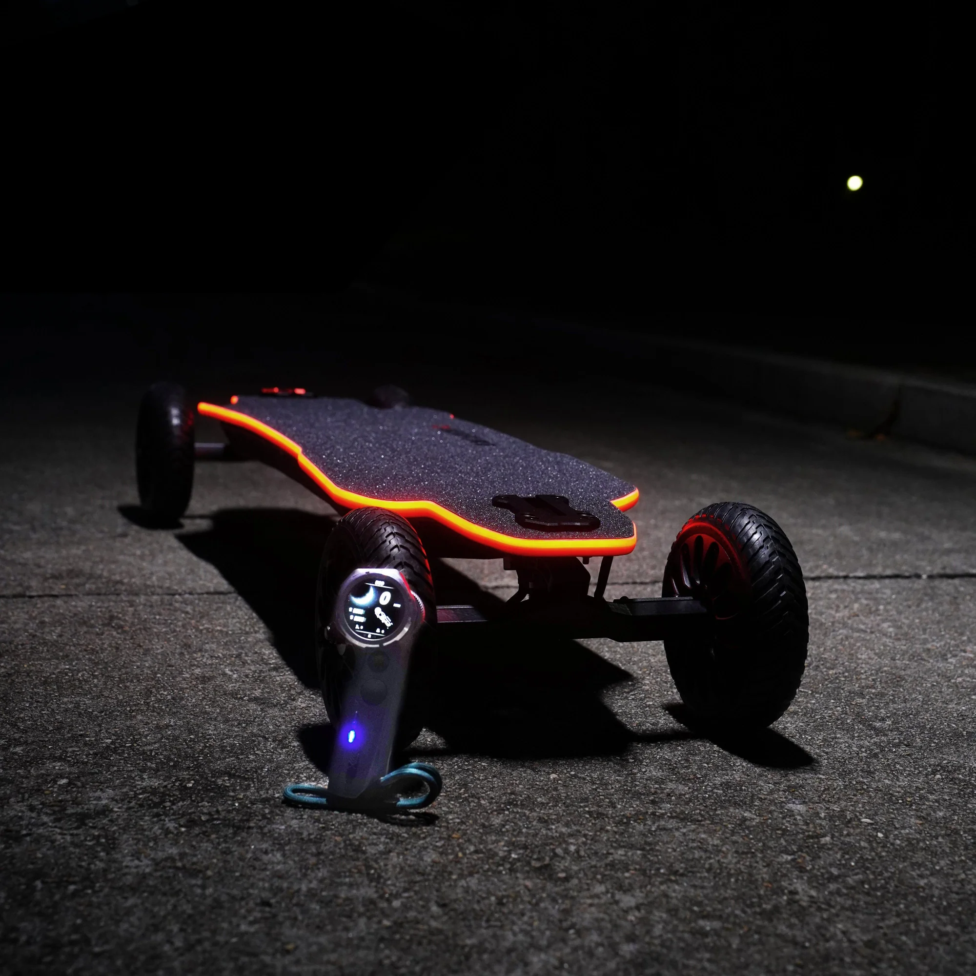 Backfire Ranger X6 All Terrain Electric Longboard with Major V3 Remote - Image 4